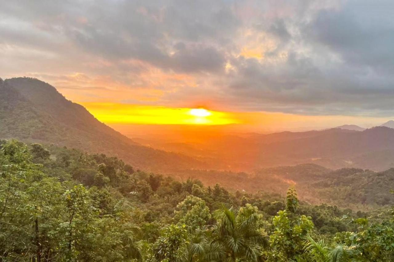 La Grove 2Bhk With Stunning View - Kannur วายานาด ภายนอก รูปภาพ